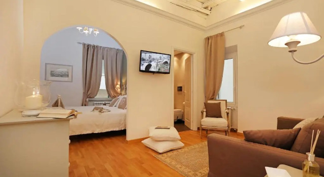 Полулюкс Madonna de Monti Suites