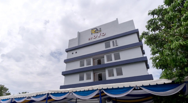 Townhouse Oak Medan near Universitas Sumatera Utara formerly Raz Residence, Rezervovat Hotel Hotely v Medan s parkováním, Parkování