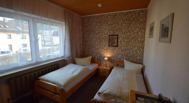 Gasthof Roseneck, Reserva ahora Hotel Wallenfels Selva de Franconia