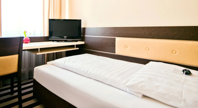Одноместный номер Small Tante ALMA Bristol Hotel