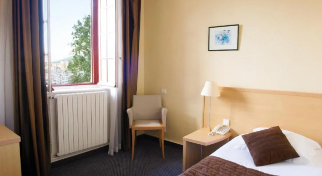 Одноместный номер Standard Hôtel & Résidence Vacances Bleues Orhoïtza