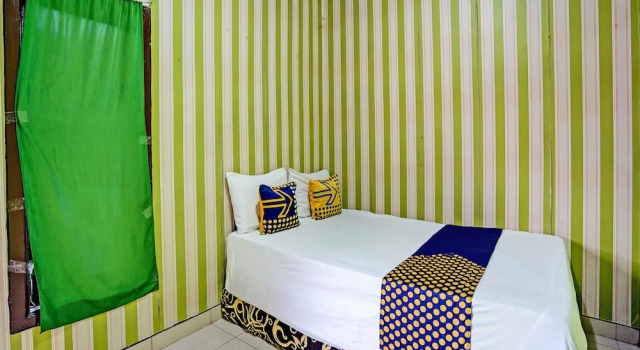 Двухместный номер Economy Hotel O Gang Songo Syariah HomestayNearWisata Osing