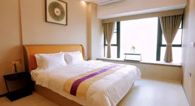 Люкс Business Huarui International Apartment Hotel (Zhuhai)