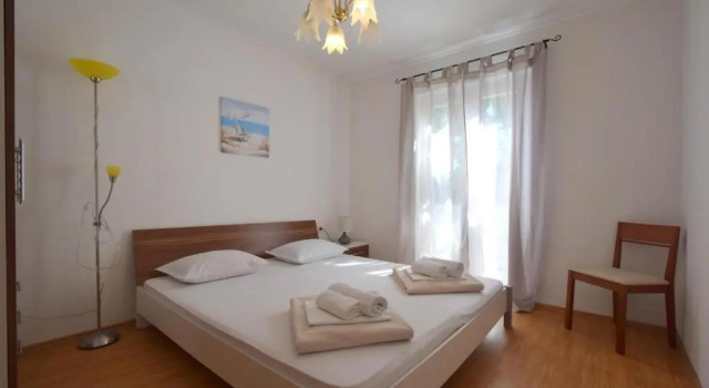 Apartments Adriana, Prenota Appartamento Hotel a Isole Quarnerine con parcheggio, Parcheggio