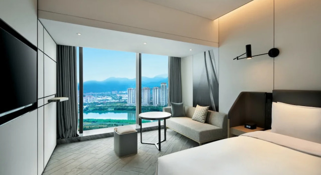 Четырёхместный номер Standard с видом на реку Crowne Plaza Quanzhou Riverview by IHG