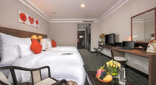 Двухместный номер Standard с видом на озеро Lake Side Hotel
