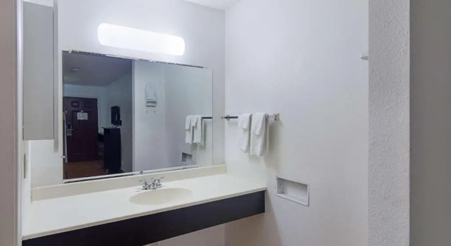 Номер Standard Studio 6-Oklahoma City, OK - Airport