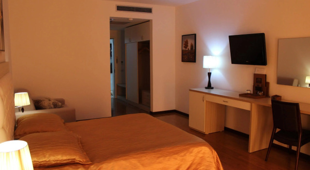 Hotel Bleart, Book Hotel SPA Hotels in Durres County, SPA