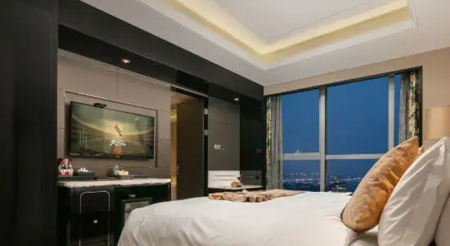 Семейный люкс Suining Dongxu Sunshine International Hotel