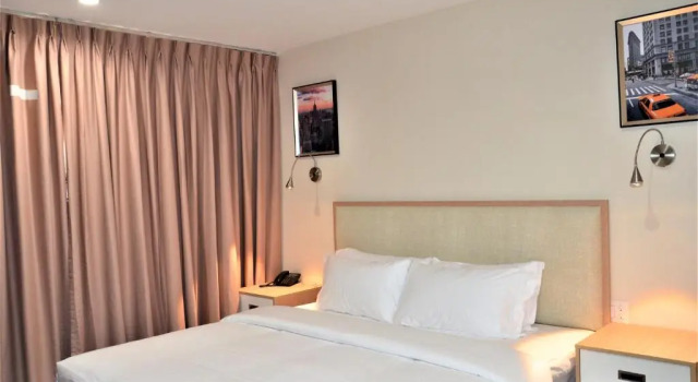 Двухместный номер Standard LIC Plaza Hotel
