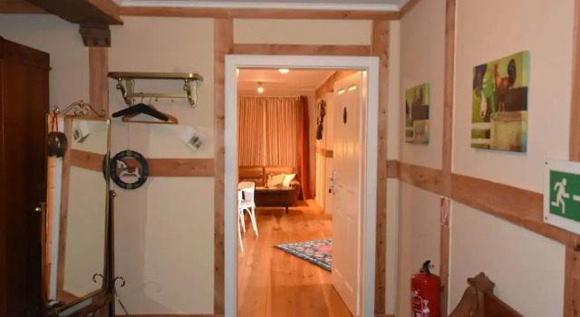 Апартаменты Rustic-style Apartment in Buschenhagen with Garden