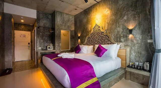 Двухместный номер Deluxe с балконом и с видом на бассейн Maneetel Krabi Beachfront-SHA Plus