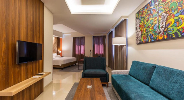 Suite Great Diponegoro Hotel Surabaya