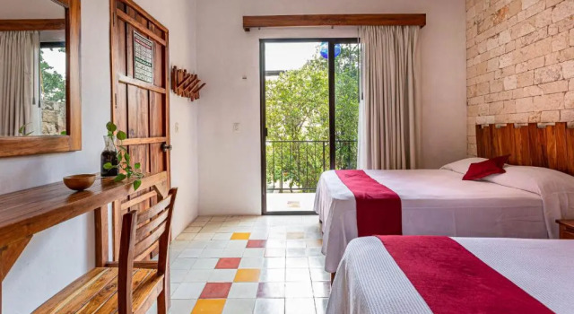 Четырёхместный номер Deluxe с видом на бассейн Hotel Casa Hipil