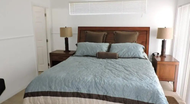 Ref C Luxury 4 Bed Villa on Gated Resort Near Disney, Rezerwuj Ośrodek wypoczynkowy Kissimmee Kissimmee