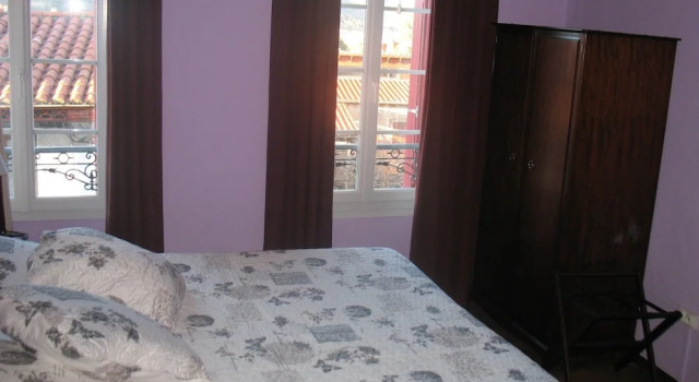 Maison Prades, Rezerwuj Hotel Hotele w Corbières z basenem, Basen