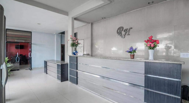 Hotel Regen Bajarmasin RedPartner, Book Hotel Banjarmasin 