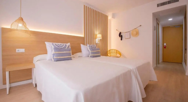 Двухместный номер Standard Hotel Cala Font