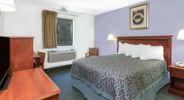 Двухместный номер Standard Super 8 by Wyndham Warrensburg