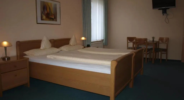 Трёхместный номер Standard Hotel Societät