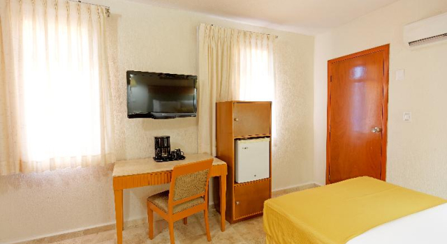 Одноместный номер Executive Hotel Olmeca Plaza