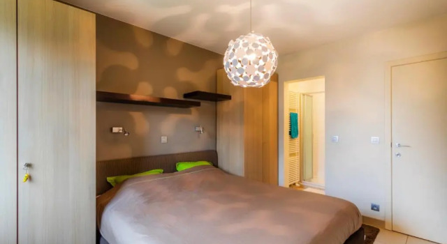 Amena 0101 + garage, Rezerwuj Hotel Hotele w Bruksela z parkingiem, Parking