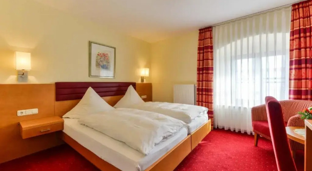 Standart çift kişilik oda Hotel Sixt