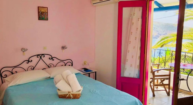 Номер Standard Patras Rooms est 1990