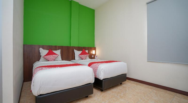 Deluxe Twin room Bina Darma