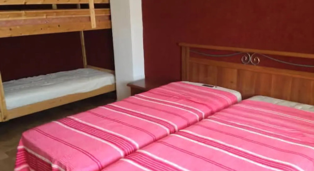 Casa Vacanze Bucaneve, Забронировать Отель Отели Саузе-д'Ульс с парковкой, рядом с Горнолыжный курорт Саузе-д’Ульс - Жувансо, Парковка