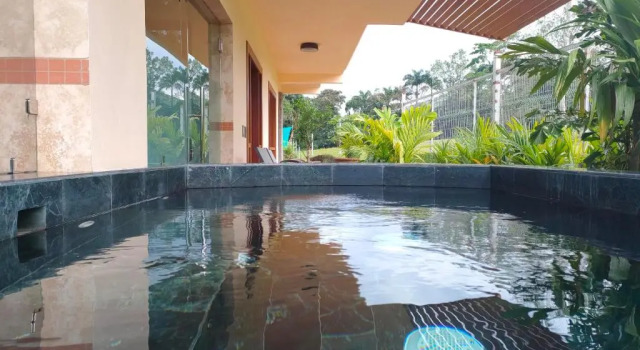 Люкс Paradise Hot Springs - Thermal Water & Volcano Views