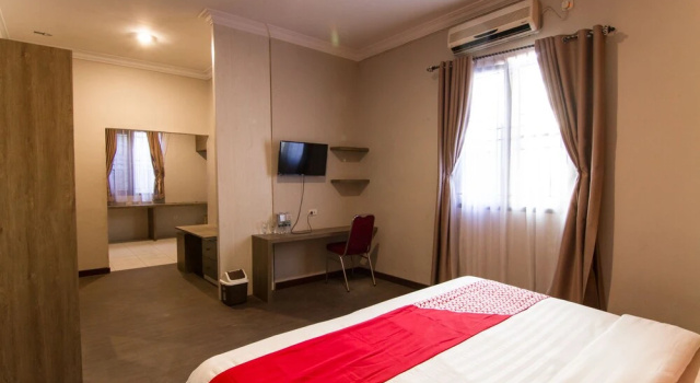 Edotel Amanah Hotel Syariah by OYO Rooms, Book Hotel Hotels in Sumatra with Breakfast, Breakfasts