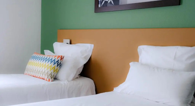 Двухместный номер Comfort Logis Hôtel de lEurope