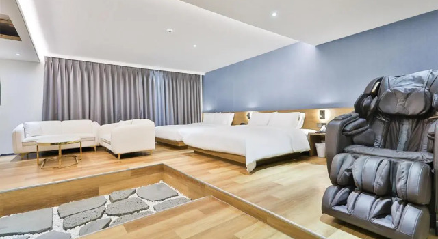 Suite Custom Hotel