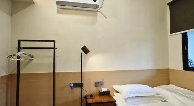 Люкс Deluxe Floral Hotel·Liangqi Hotel (Chaozhou Ancient Town Pai Fang Street Store)