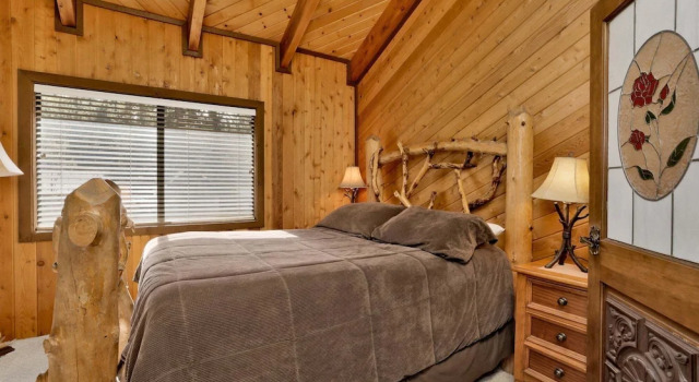 2605-crystal Pines