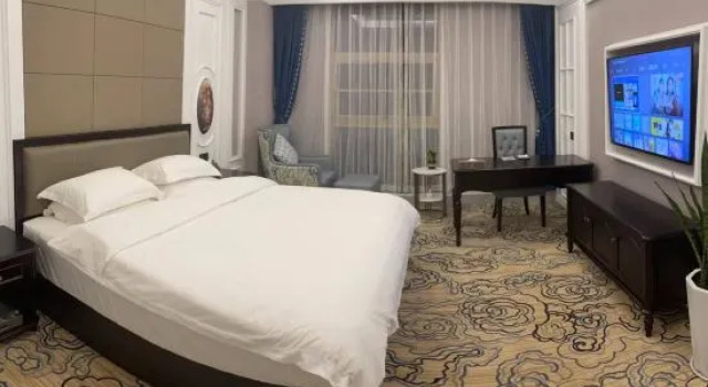 Люкс Fajina  Hotel