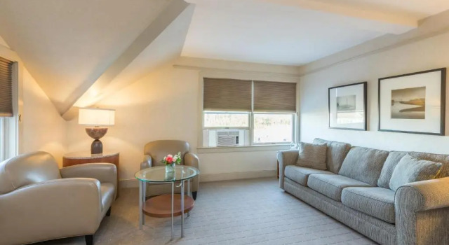 Номер Standard с видом на реку Breakwater Inn