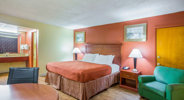 Двухместный номер Standard Rodeway Inn Bonifay