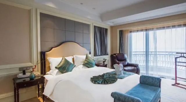 Люкс Deluxe Qianjiang Junting Hotel, Haining