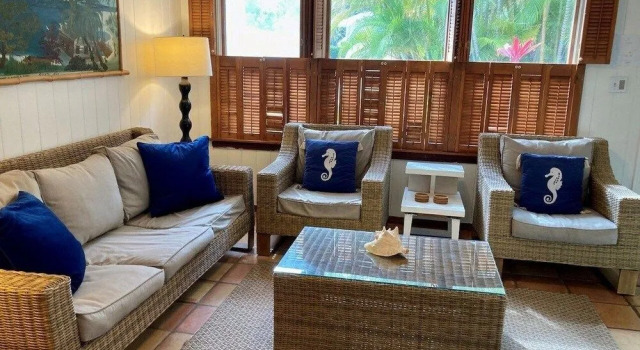 Maritime Memories 3 Bedroom Home by RedAwning