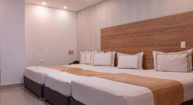 Четырёхместный номер Classic Infinity Hotel