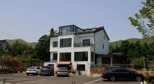 Yixing Xiaolou Zhangyuan B & B, Varaa Hotelli Hotellit Wuxi uima-altaalla, Uima-allas