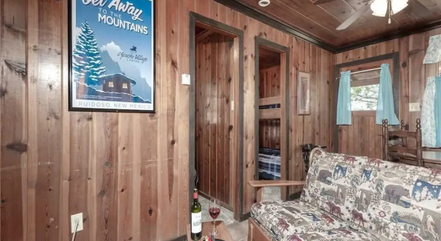 Tiny Two, 2 Bedrooms, Midtown, Sleeps 4, Varaa Hotelli Ruidoso New Mexico