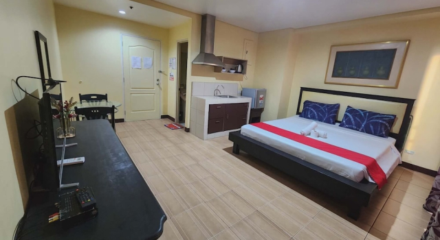 Двухместный номер Deluxe Poblacion Suites by SMS Hospitality