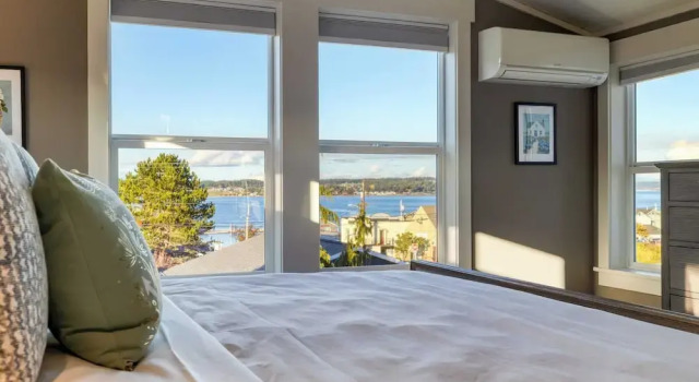 3-home Coastal Retreat w/ Sauna, Firepit & Greenhouse Seabright Haven by Avantstay, Book Vacation Home Coupeville Whidbey Island