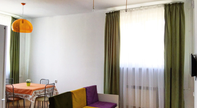Hostel Semeyniy, Prenota Ostello Astrachan' Astrakhan Region