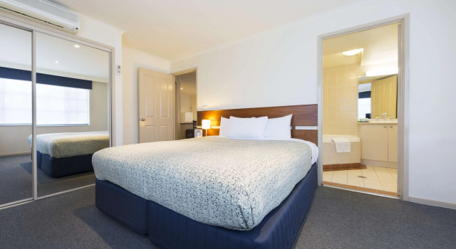 The Parklands Apartment Hotel, Book Lejlighed Canberra Australian Capital Territory