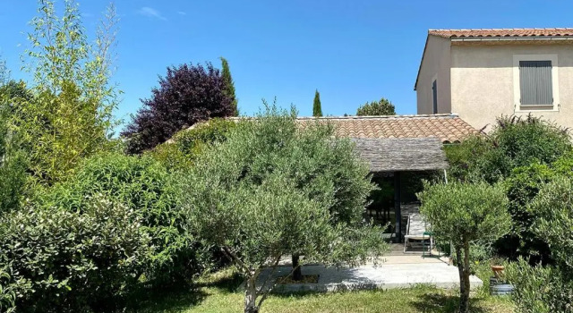 Коттедж Maison de charme avec vue sur le Mont Ventoux