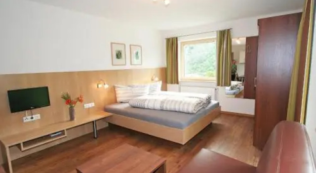 Apartment Top I Landeck, Rezerwuj Apartament Fließ Tyrol